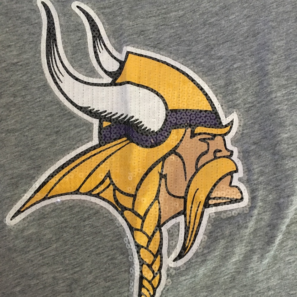 MN Vikings PINK tee size S